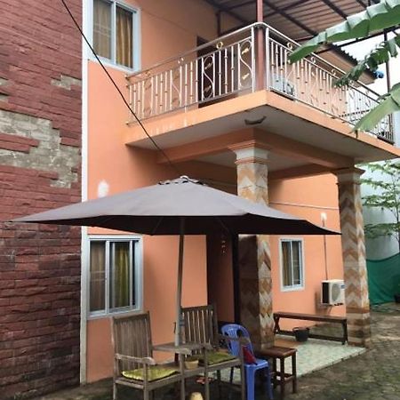 Soutchai Hostel And Tour Company Pakse Buitenkant foto