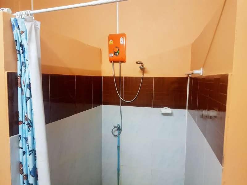 Soutchai Hostel And Tour Company Pakse Buitenkant foto